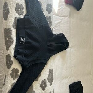 Cropped ALO hoodie